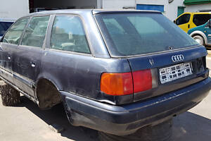 Двері в зборі на Audi 100 A6 С4