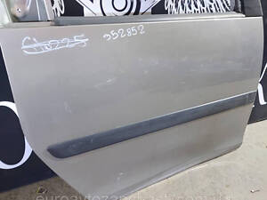 Двери задние правые Skoda Roomster 2006—2015 352852