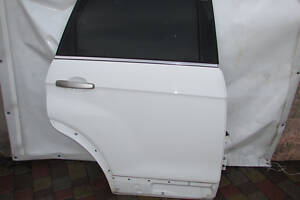 Двері задня права біла Chevrolet Captiva 94543753