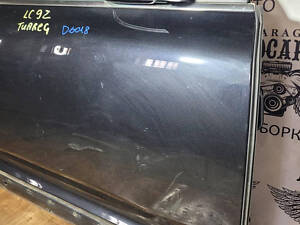 Дверка передня права Volkswagen touareg 2002-2010 lc9z d6018