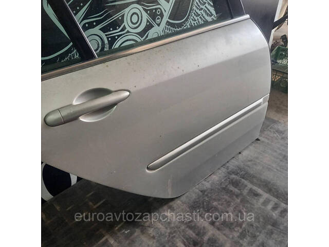 Правая задняя дверь Renault Laguna 3, лифтбек 2008, 21500558 - Фото 1