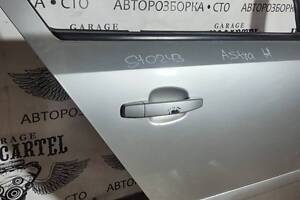 Дверка задняя правая Opel Astra h 2005-2012