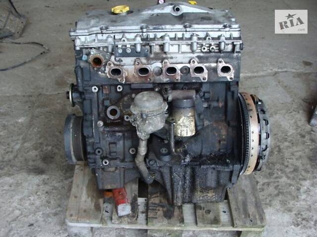 Двигун гола стійка 15P 2.5 TD5 Land Rover Discovery 2 II