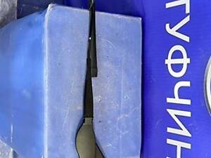 Двірник Mercedes A2068240200