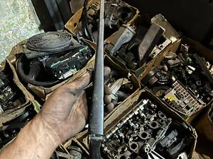 Дворник передний правый 90582558 Opel Zafira минивэн (F75) (1999 - 2005) 2,2 diesel