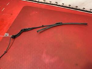 Дворник лобового стекла Model 3 162168300A