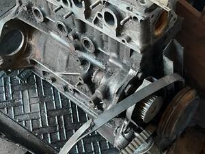 Блок двигуна 1,8 Opel Omega A Вектра А Аскона Кадет