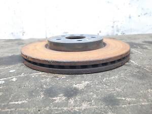 Тормозной диск передний левый/правый Chevrolet Trax 2015-2020 23118342 Chevrolet Trax