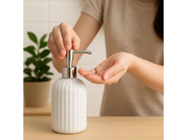 Диспенсер скляний матовий для рідкого мила White 440 мл - Фото 4