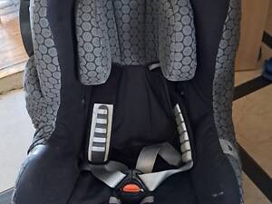 Дитяче автокрісло Römer