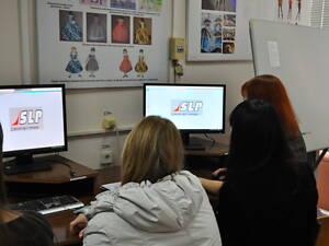 Навчання роботи в САПР Julivi