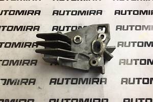 Кронштейн форсунки EGR Renault Megane III 20082015 8200771226