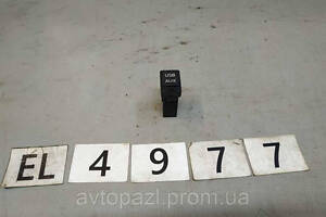 EL4977 8619053040 Разъем USB\AUX Toyota Lexus GS 05- 29_02_03