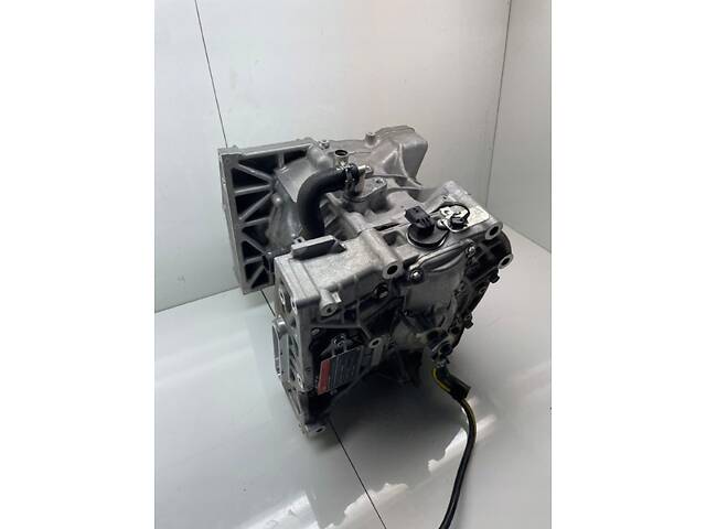 Електричний двигун Nissan Leaf II 2 NV200 EM57