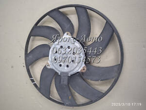 Электровентилятор кондиционера для автомобиля Audi A4 2007 000064079