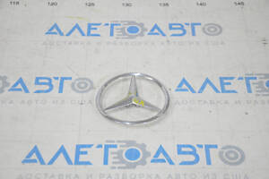 Эмблема Mercedes крышки багажника Mercedes CLA 14-19 сколы