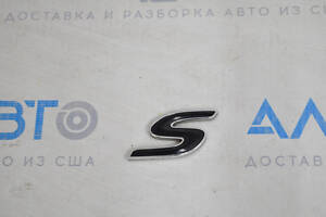 Эмблема надпись S крышки багажника Chrysler 200 15-17