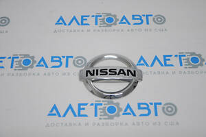 Эмблема Nissan крышки багажника Nissan Sentra 13-19