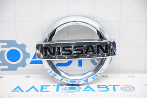 Эмблема решетки радиатора Nissan Rogue Sport 17-19 простая новый OEM оригинал