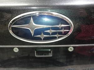 Емблема SUBARU двері багажника Subaru Forester 14-18 SJ 93079SG030