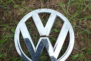 Емблема Volkswagen Scirocco 1K8853600B ЗАДНИЙ БЕЙДЖ ОРИГІНАЛ