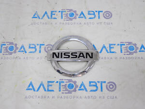 Двері багажника значок значок Nissan Rogue Sport 17-19