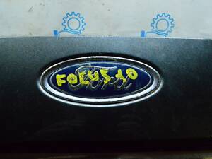 Эмблема значок переднего бампера Ford Focus mk3 15-18 рест C1BZ-8213-A