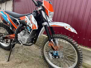 Ендуро 250 кубів