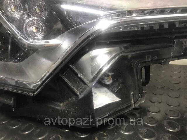 FA0118 81110f403100 Фара R галоген линза ДХО дефект скла Toyota C-HR 17- - Фото 8