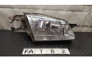 FA0182 bj1v51030b Фара R Mazda 323 98-03 www.avtopazl.com.ua 0