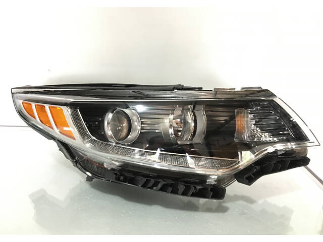 Фара галоген ДХО Led правая Kia Optima 2016-2018 USA 92102D5000 желтый уголок