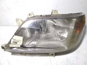 Фара левая электрокорректором 00- -03 A9018202161 MERCEDES-BENZ Sprinter 901-905 95-06