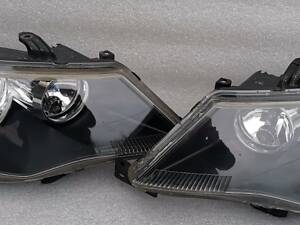 Фара фари ліва права Mitsubishi Outlander XL 2007-2010р.в. оригінал сіра маска всередині ціна за 1шт.