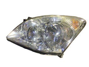 Фара левая с электрокорректором 07- 811700F060 TOYOTA Corolla Verso 04-09
