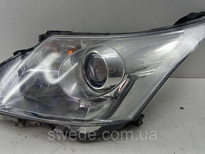 Фара левая Toyota Avensis T27 2009-2012 8117005310