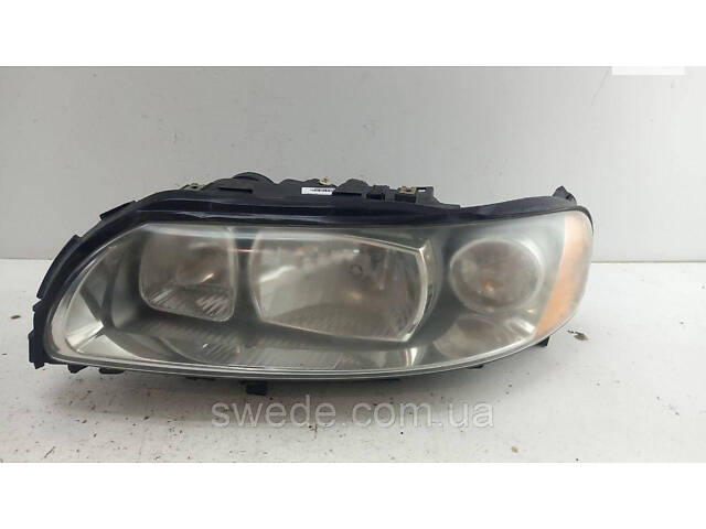 Фара левая Volvo V70 XC70 2005-2008 гг 30698835