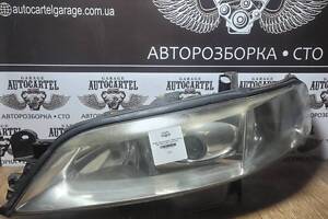 Фара ліва (ксенон) Opel Vectra (B) 1995-2002 030117927