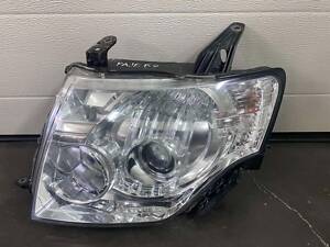 Фара ліва Mitsubishi Pajero Wagon 4 2007-2013р. 8301A343