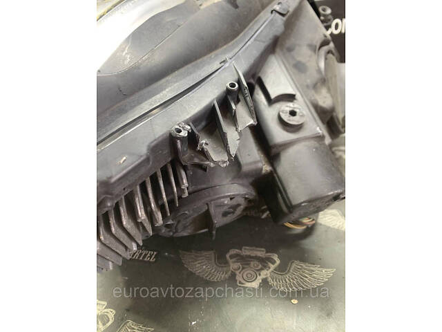 Фара левая XENON Mercedes E W212 рестайл дефект крепления a2128201961 - Фото 1