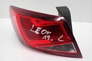 Фара левый зад europa htb 5d seat leon iii 5f 19r