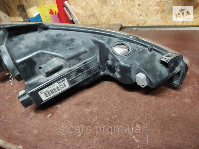 Фара передняя левая фонарь PEUGEOT 206 VALEO 9640559580 A668JR - Фото 4