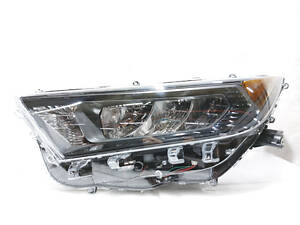 Фара передняя левая темная (дефект) Toyota RAV-4 2019 811500R151 Toyota RAV-4