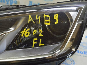 Фара передня ліва в зборі Audi A4 B9 17-19 ксенон+LED (02) пісок 8W0941043B