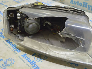 Фара передняя правая Audi A8 D3 03-09 (01) разбито стекло, на запчасти 4E0941030P