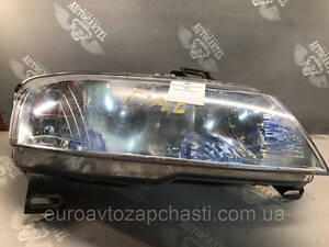 Фара передняя правая fiat Stilo 2001-2010 для 4 двери.