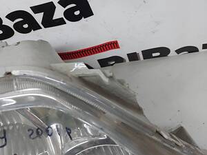 Фара передня права Mazda Premacy 2001-2004 (дефект кріплення) /В91/