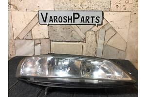 Фара передня права Opel Vectra B 90586845 1R