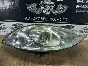Фара передня права з лінзою Mercedes-Benz A-Class W169 A1698200661