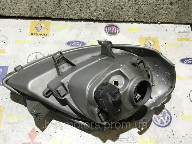 Фара передняя левая до 2006 с дефектом Nissan Primastar 2002-2006 7700311371 - Фото 2