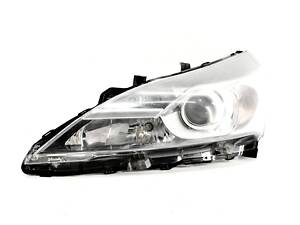 Фара передняя левая TOYOTA VERSO WAR20 2012-2018 (81150-0F151-00) 81170-0F151